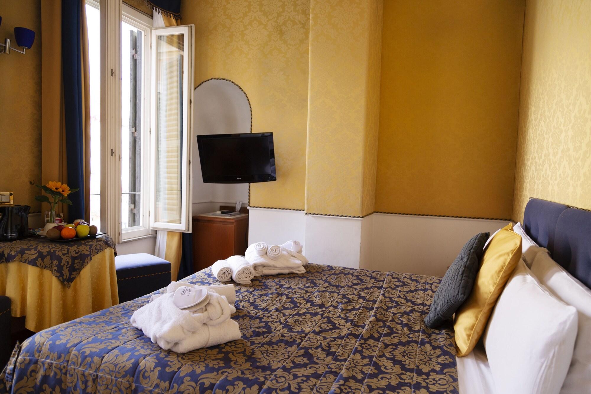 Ih Hotels Piazza Di Spagna View - Luxury Guest House Roma Exterior foto