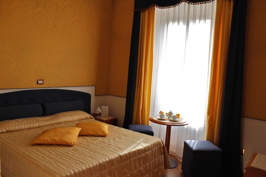 Ih Hotels Piazza Di Spagna View - Luxury Guest House Roma Exterior foto